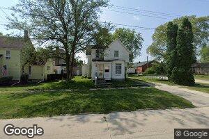 205 NW 2nd St, Galva, IL 61434