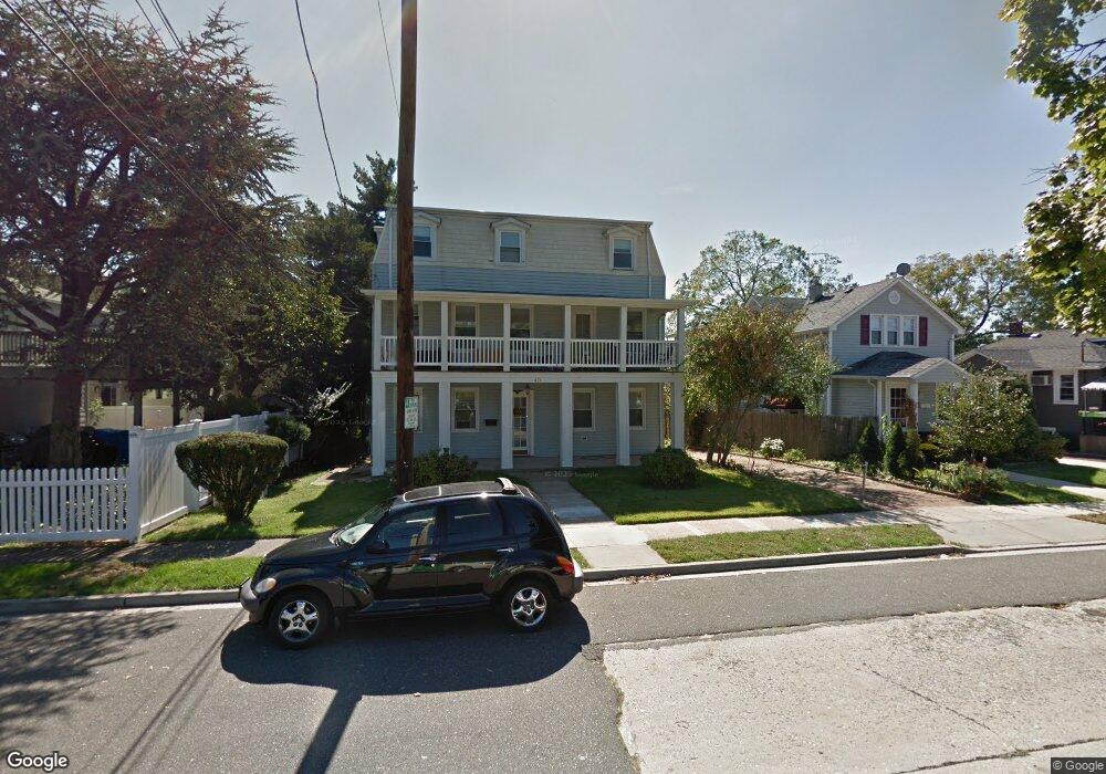 40 Noble St unit 2, Lynbrook, NY 11563 - photo 1