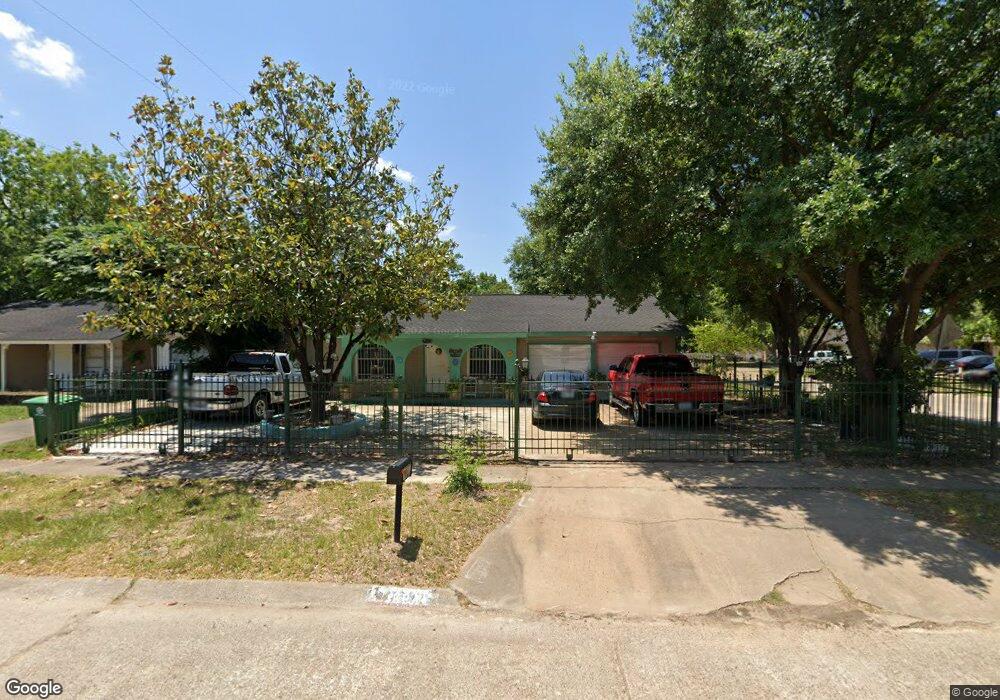 1807 Beaver Bend Rd, Houston, TX 77088 - photo 1