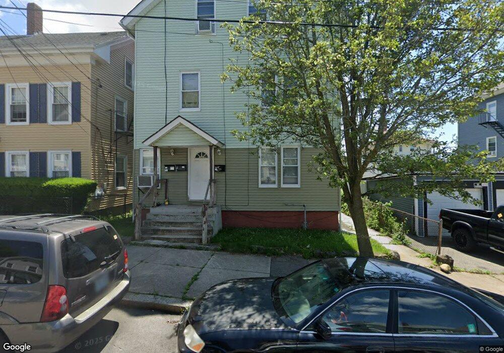 86 Dunnell Ave, Pawtucket, RI 02860 - photo 1