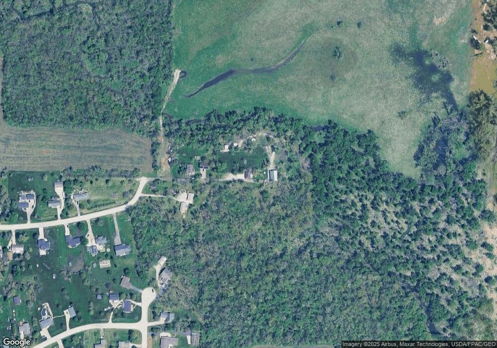 6400 N Glen Dr, Palo, IA 52324 - photo 1