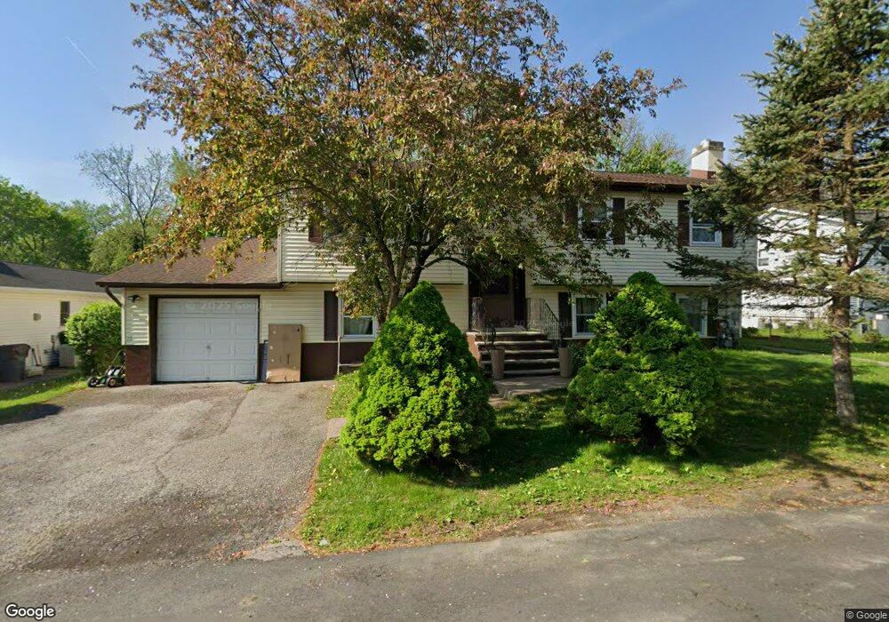 15 Tracie Ln, Highland Mills, NY 10930 - photo 1