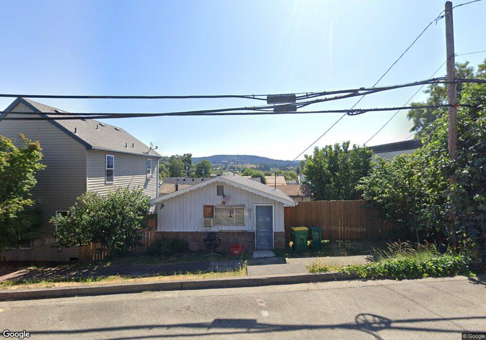 201 2nd St, Gaston, OR 97119 - photo 1