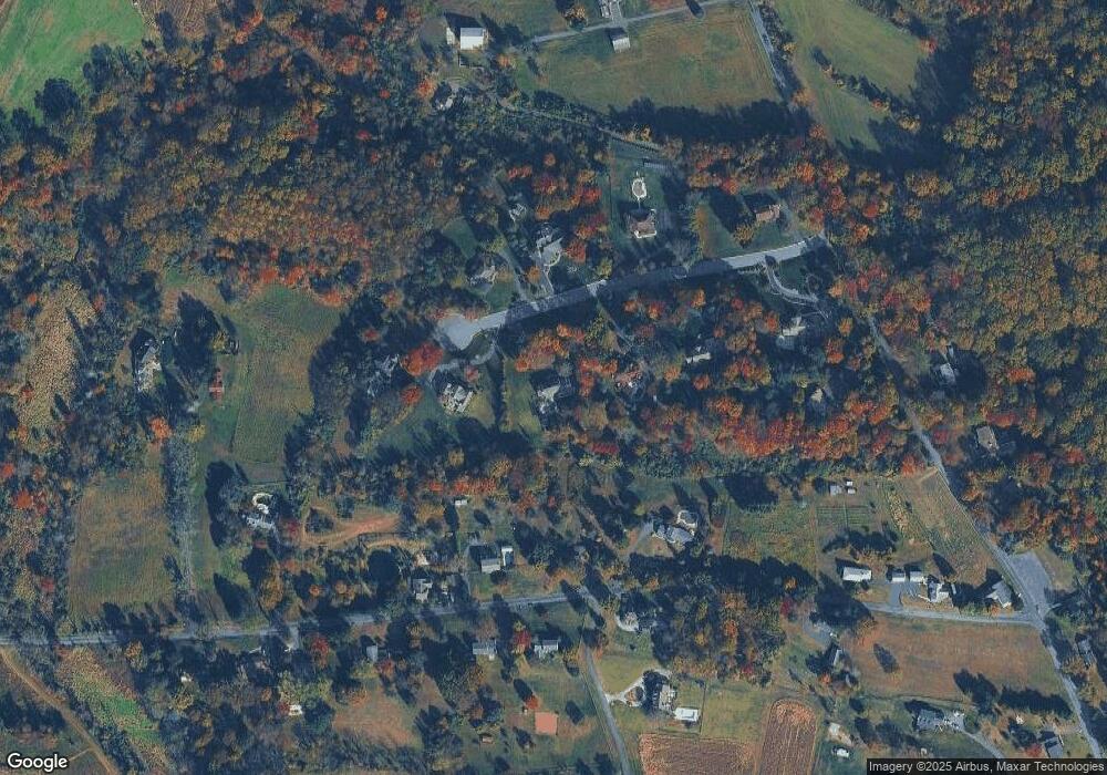 1776 Honeysuckle Ln, Pottstown, PA 19465 - photo 1