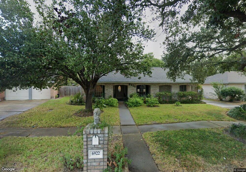 6922 Deer Ridge Ln, Houston, TX 77086 - photo 1