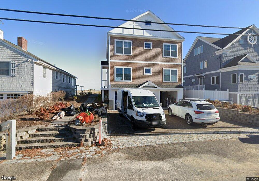 31 Thornton St, Seabrook, NH 03874 - photo 1