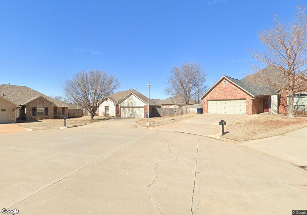 1610 Cedar Bend Ct, Shawnee, OK 74804 - photo 1
