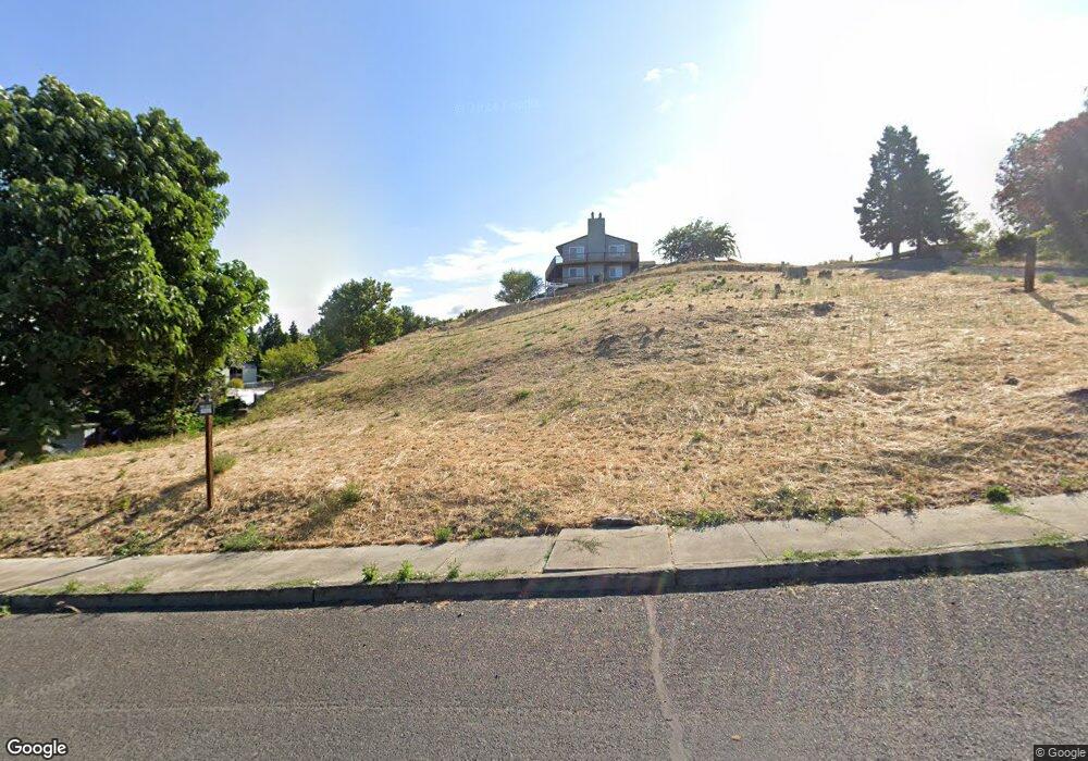 2400 E 15th St, the Dalles, OR 97058 - photo 1