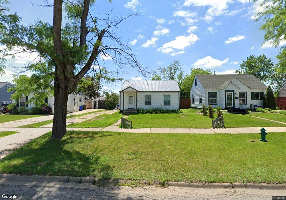 1815 Williams Blvd SW, Cedar Rapids, IA 52404 - photo 1