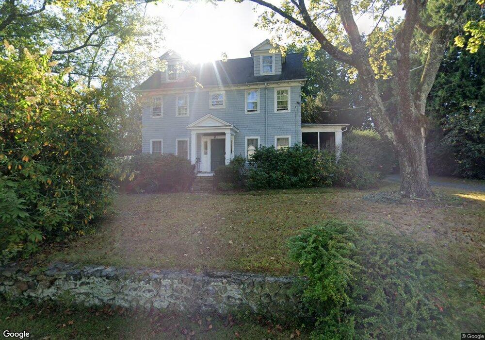 37 Oak St, New Canaan, CT 06840 - photo 1