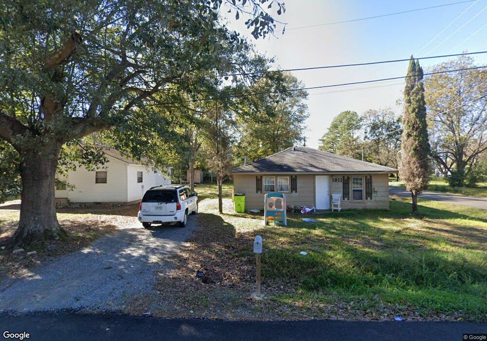 1011 N Porter St, Stuttgart, AR 72160 - photo 1