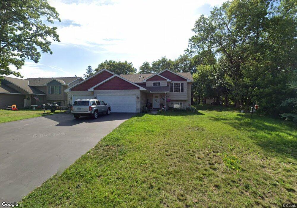 39032 Riverside Ct, North Branch, MN 55056 - photo 1