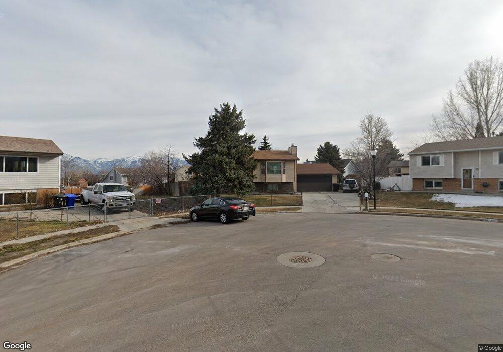 5065 Fuchsia Dr, West Jordan, UT 84081 - photo 1