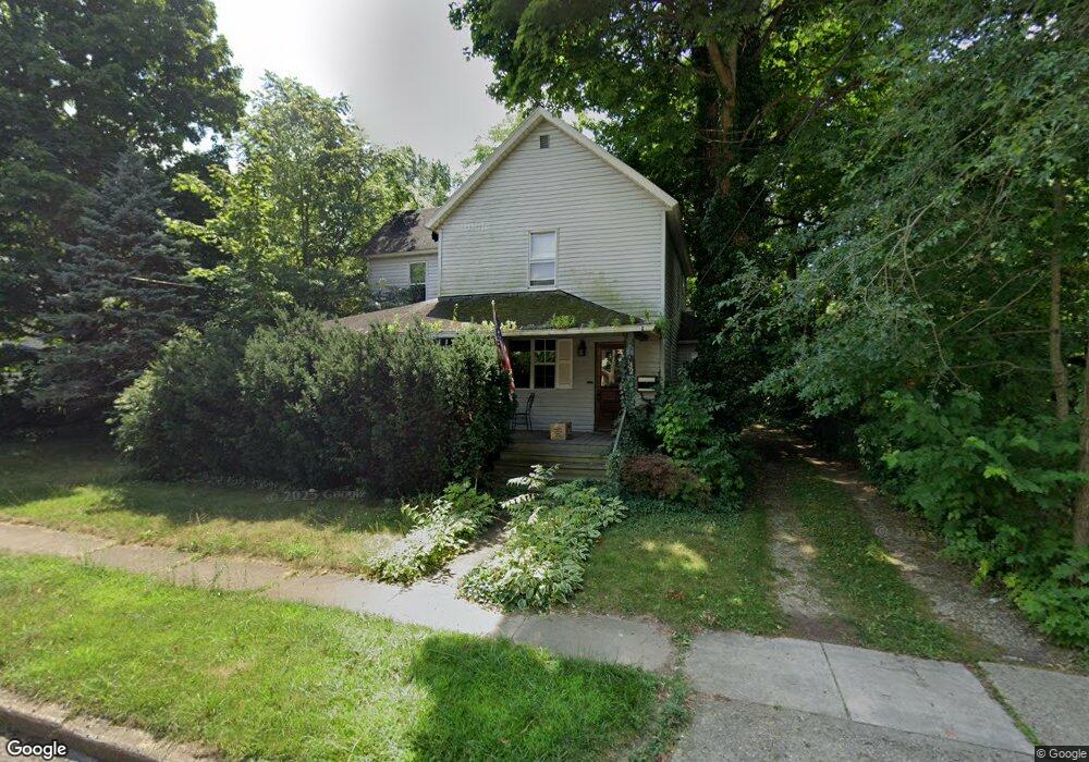 732 Maple St, Niles, MI 49120 - photo 1