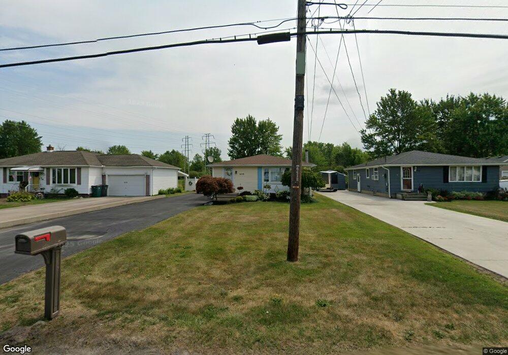 639 Witmer Rd, North Tonawanda, NY 14120 - photo 1