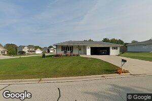 706 Oriole Ln, Sheboygan, WI 53083