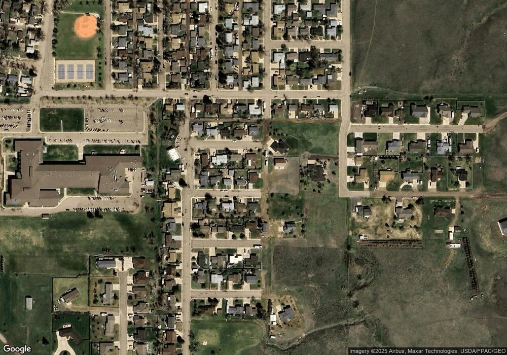 1033 19th St, Havre, MT 59501 - photo 1