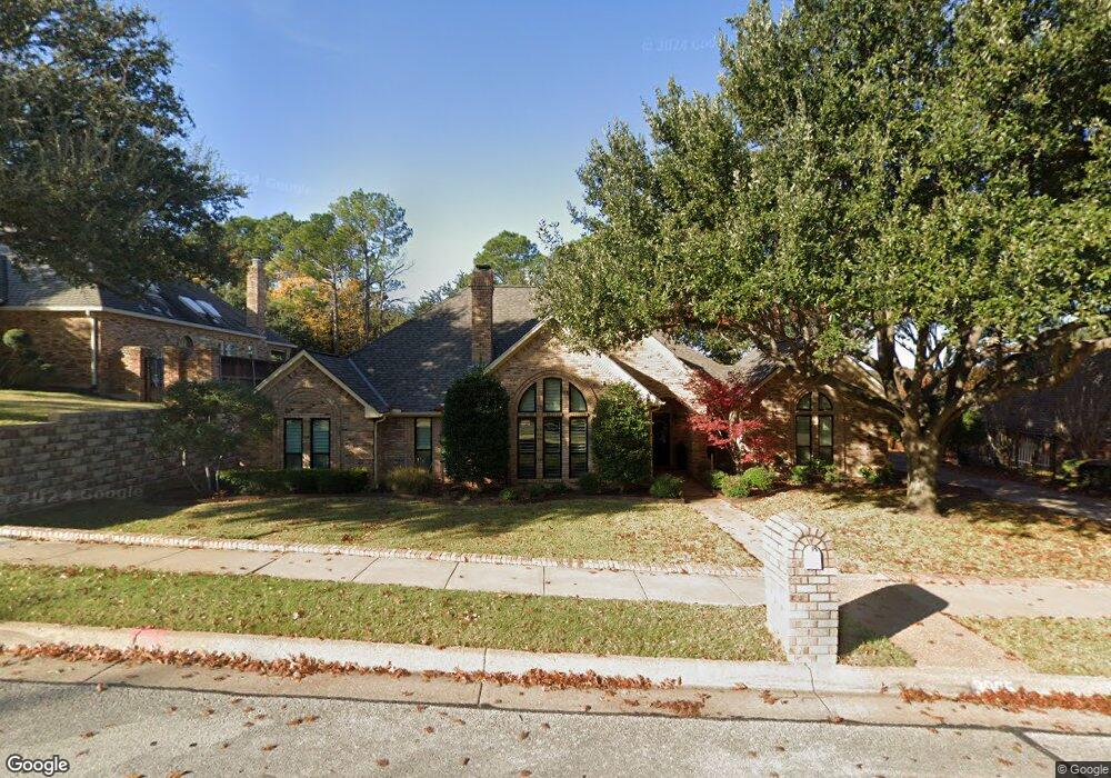 3905 Ashbury Ln, Bedford, TX 76021 - photo 1