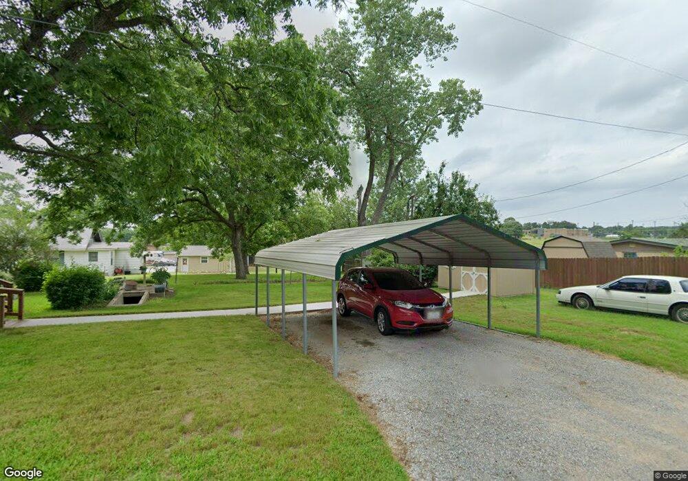 701 W Coffin St, Denison, TX 75020 - photo 1