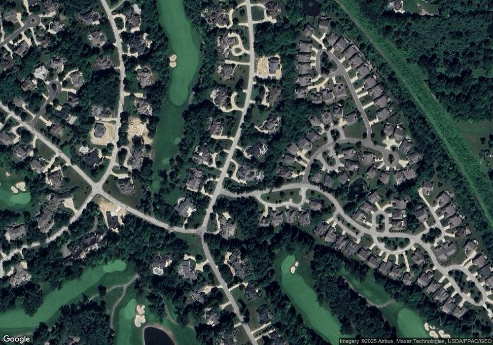 550 Club Dr, Aurora, OH 44202 - photo 1