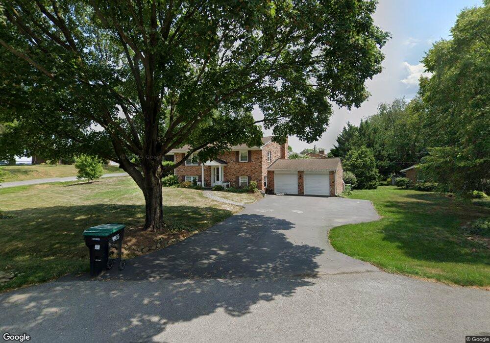 13835 Northvalley Dr, Hagerstown, MD 21742 - photo 1