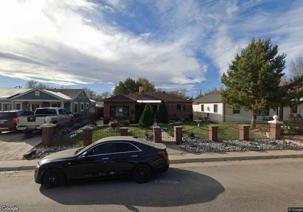 2225 Moline St, Aurora, CO 80010 - photo 1