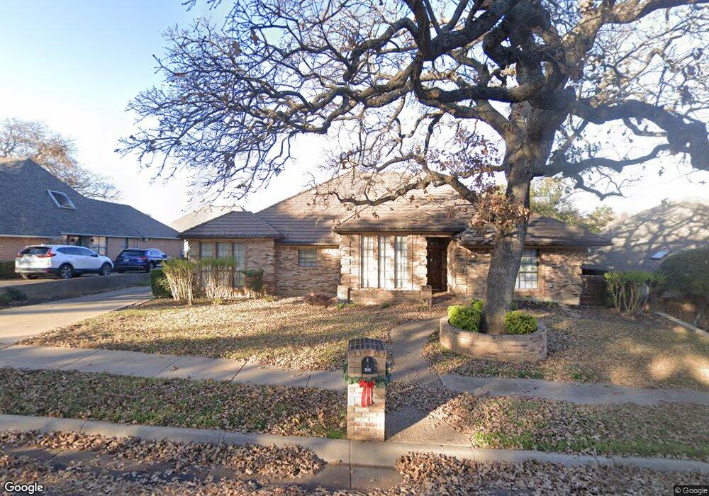 1813 Glenbrook Ct, Bedford, TX 76021 - photo 1