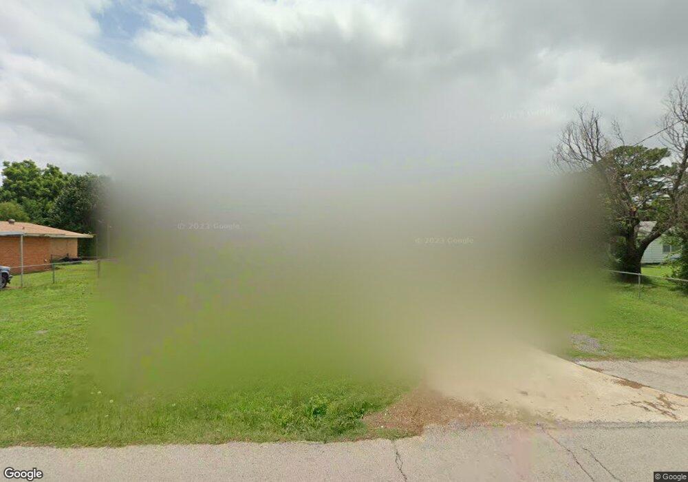 1704 3rd Ave NE, Ardmore, OK 73401 - photo 1