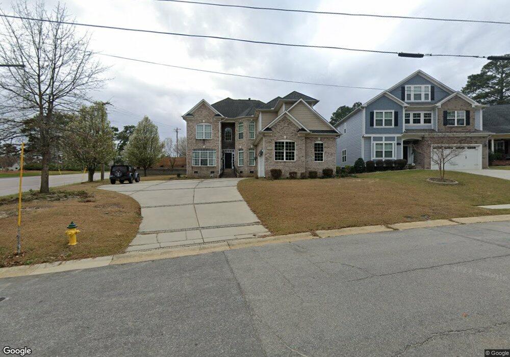 2432 Amigo Dr, Fayetteville, NC 28305 - photo 1