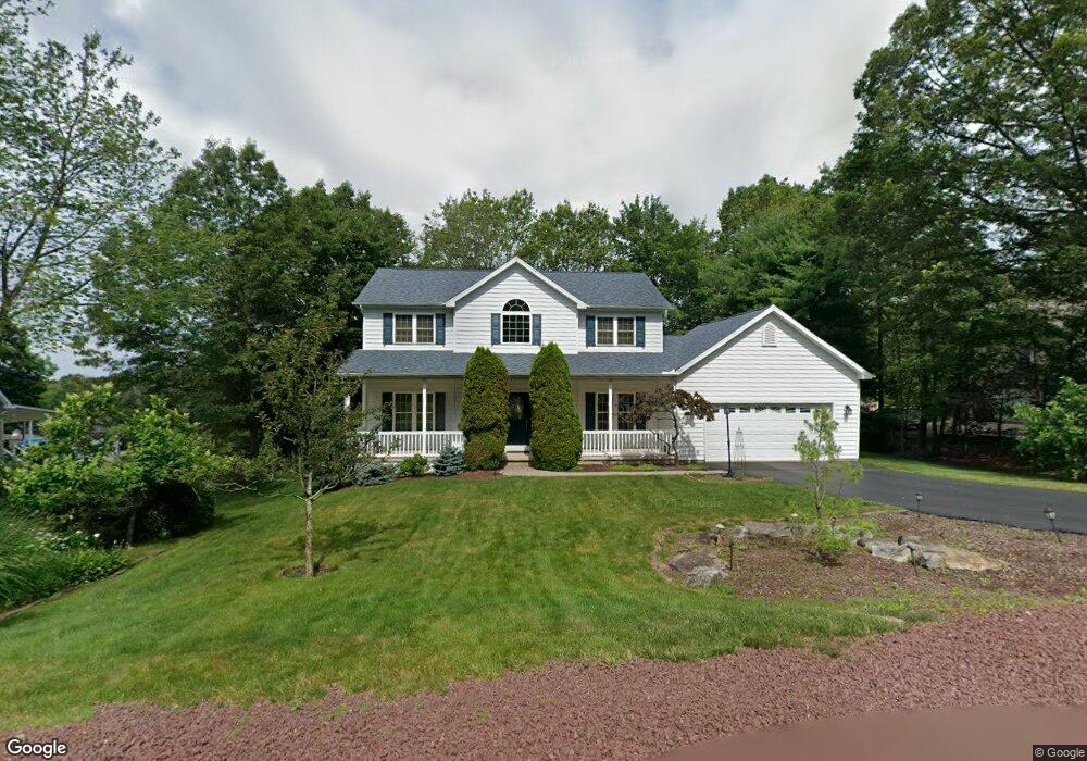 30 Cobblestone Ln, Mountain Top, PA 18707 - photo 1