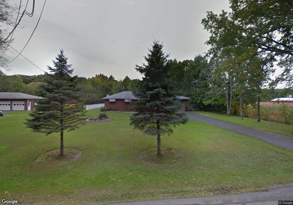 7233 Drake Stateline Rd NE, Burghill, OH 44404 - photo 1