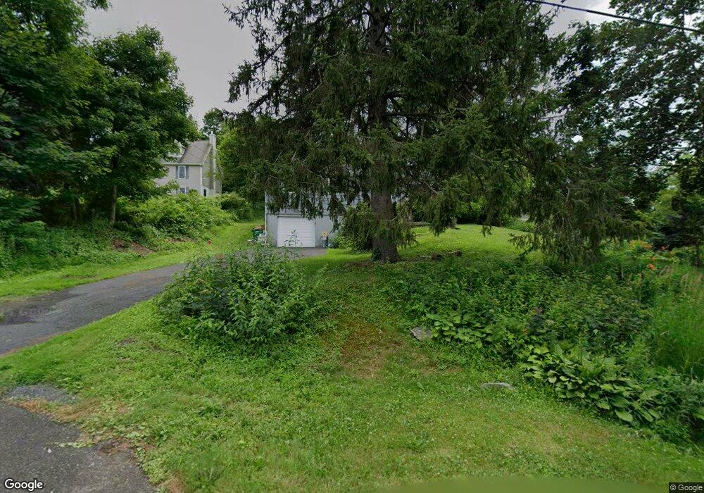 32 W Marshall Dr, Poughkeepsie, NY 12601 - photo 1