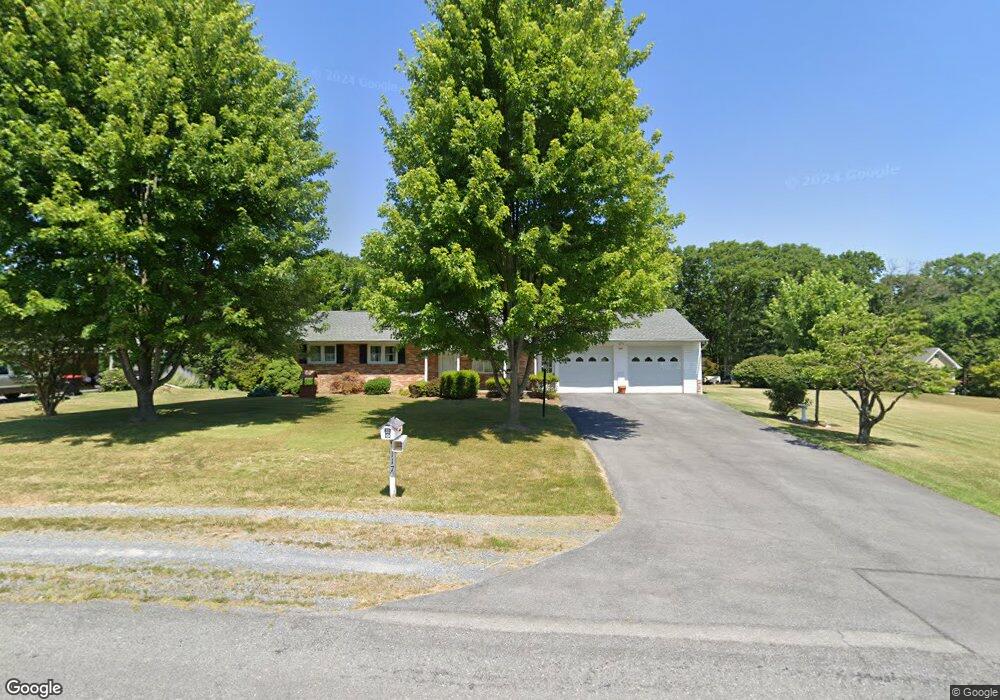 117 West St, Stephens City, VA 22655 - photo 1