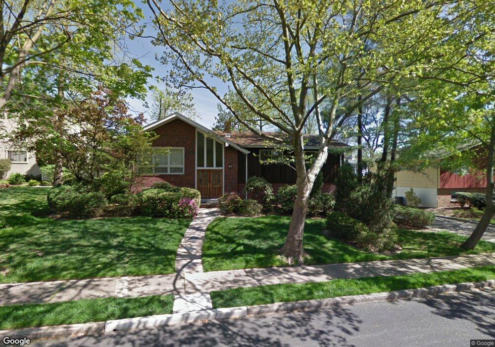 11 Snyder Rd, Englewood Cliffs, NJ 07632 - photo 1