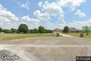 1905 Fairview Dr, Mendon, IL 62351