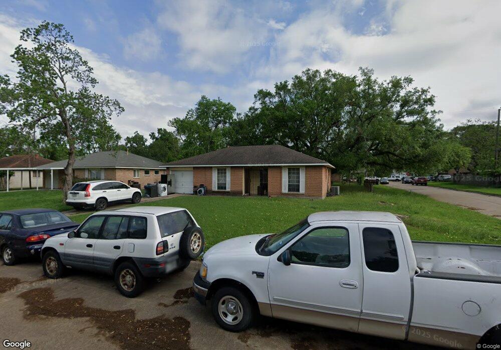 5802 Mackinaw St, Houston, TX 77053 - photo 1