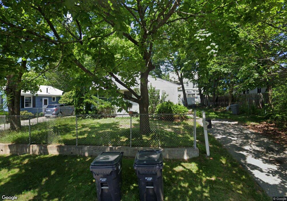 15 Dunnell Ave, Pawtucket, RI 02860 - photo 1