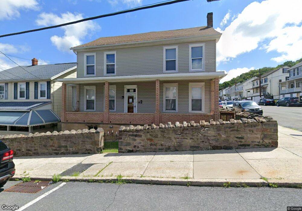 49 S Walnut St, Lansford, PA 18232 - photo 1