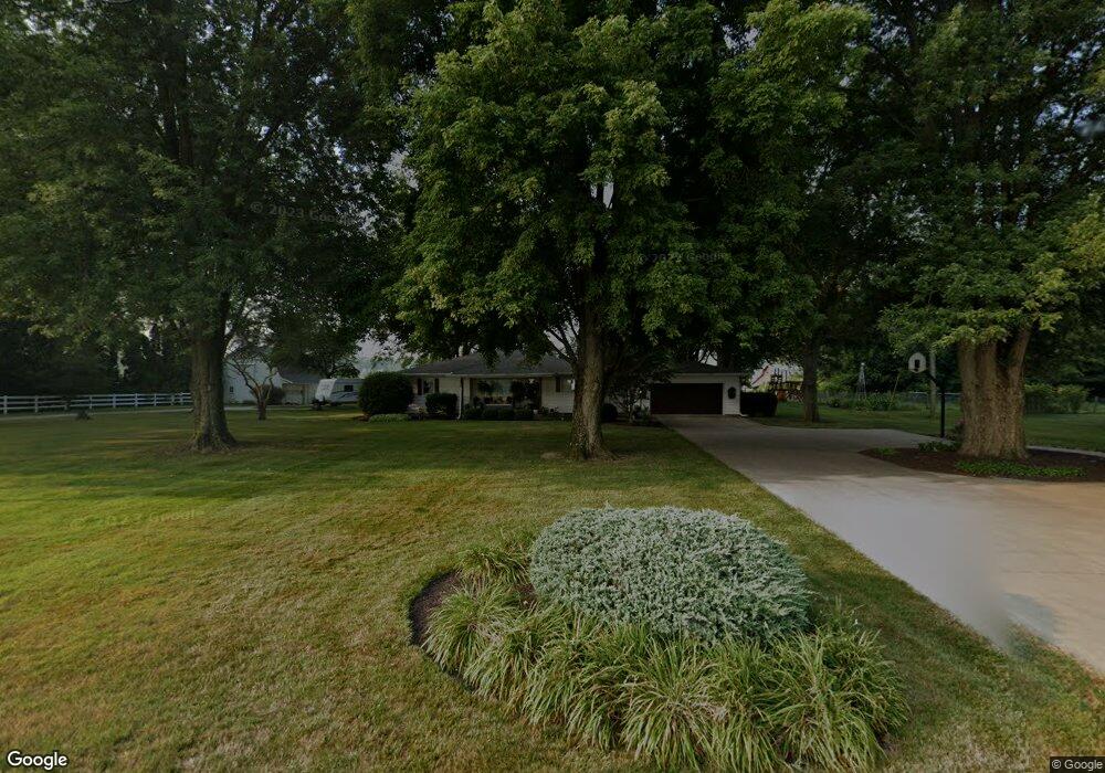 835 2b Rd, Nappanee, IN 46550 - photo 1