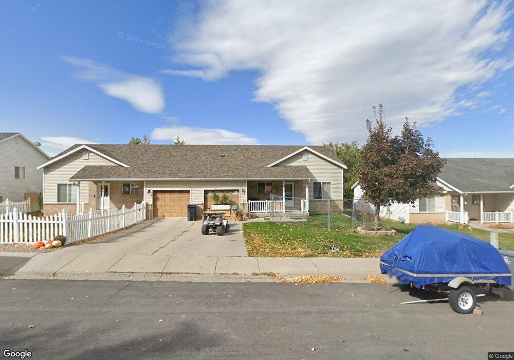 343 N Peach St, Santaquin, UT 84655 - photo 1