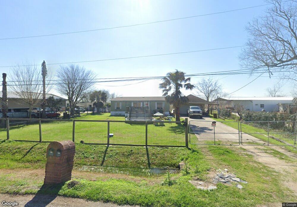 3266 County Road 712a, Alvin, TX 77511 - photo 1