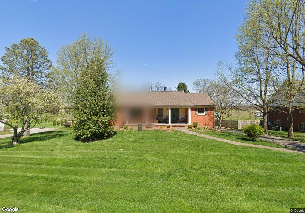 340 Farmbrook Cir, Frankfort, KY 40601 - photo 1