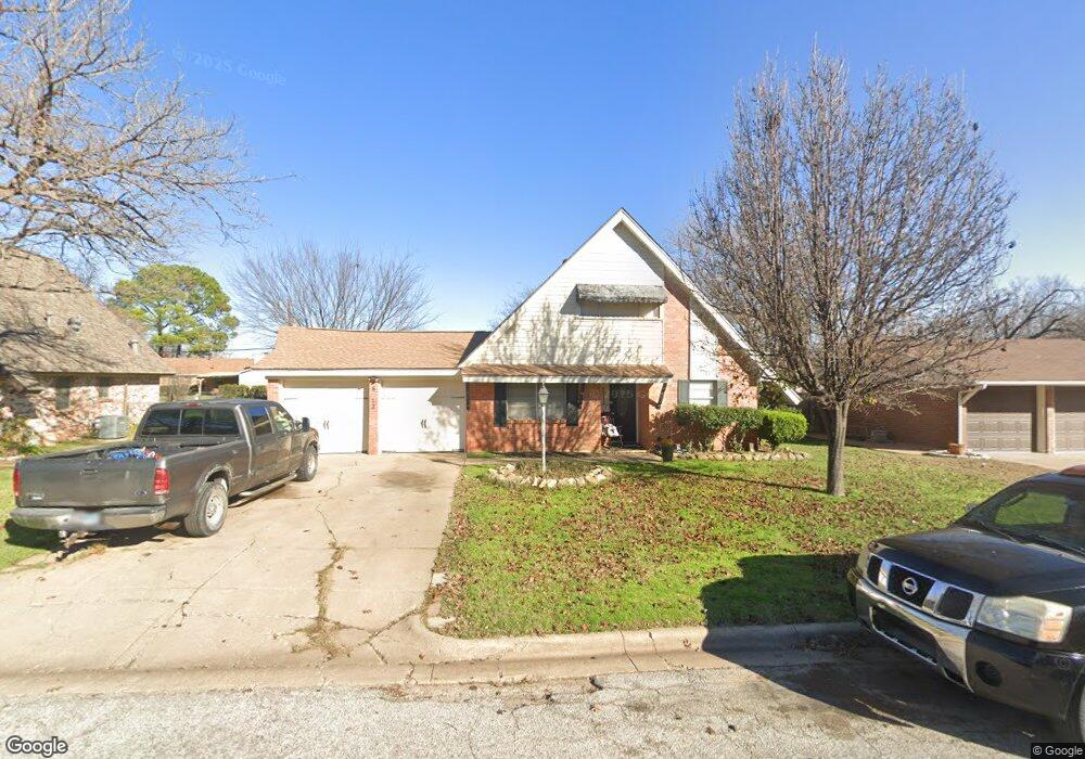 5312 Roberta Dr, North Richland Hills, TX 76180 - photo 1