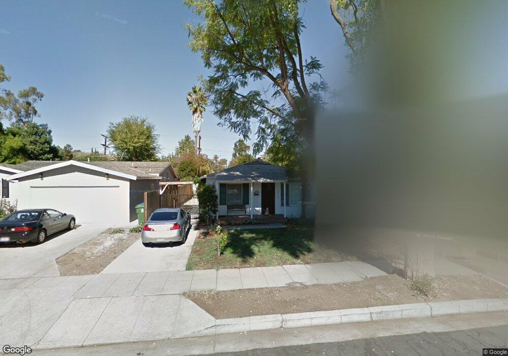 22101 Viscanio Rd, Woodland Hills, CA 91364 - photo 1