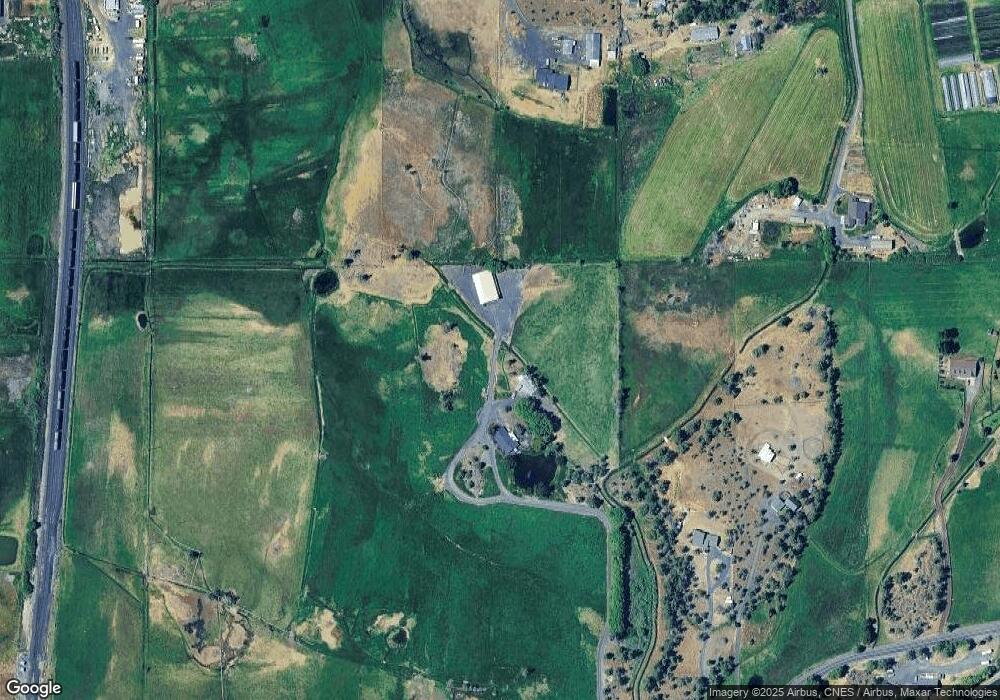 875 NE King Way, Redmond, OR 97756 - photo 1