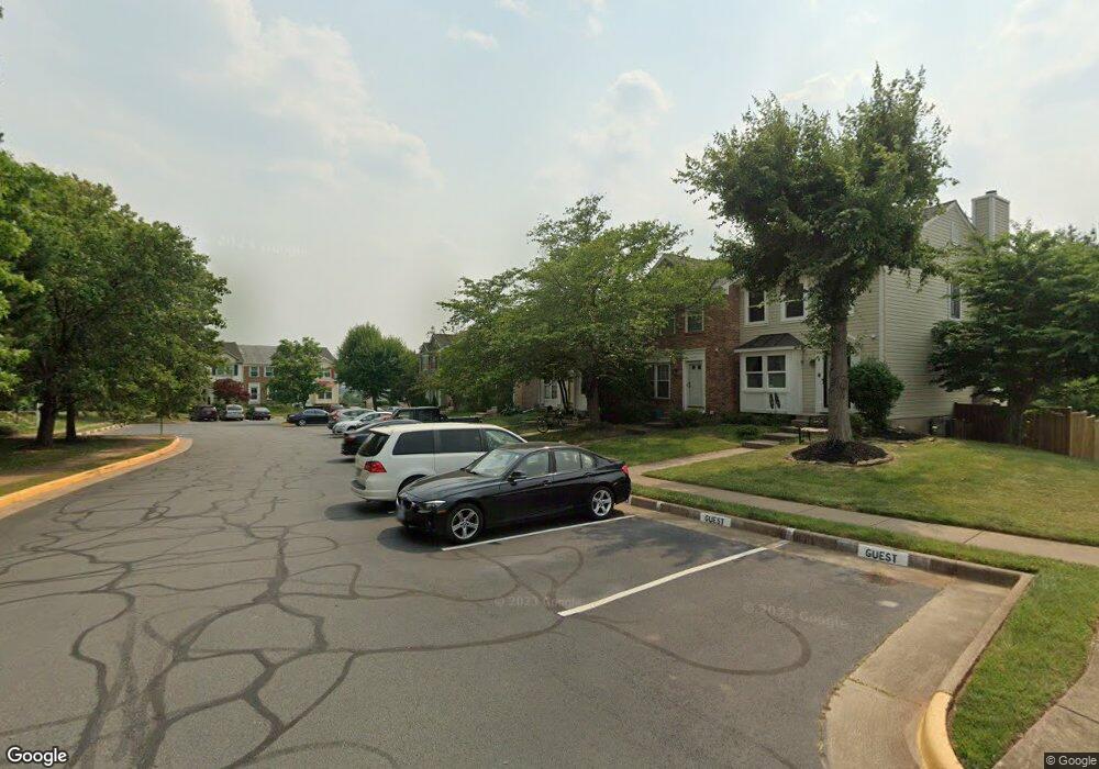 13314 Burkitts Rd, Fairfax, VA 22033 - photo 1