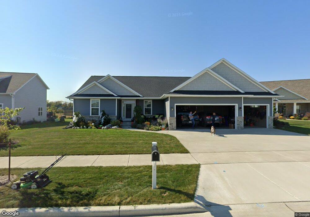 5310 N Amethyst Dr, Appleton, WI 54913 - photo 1