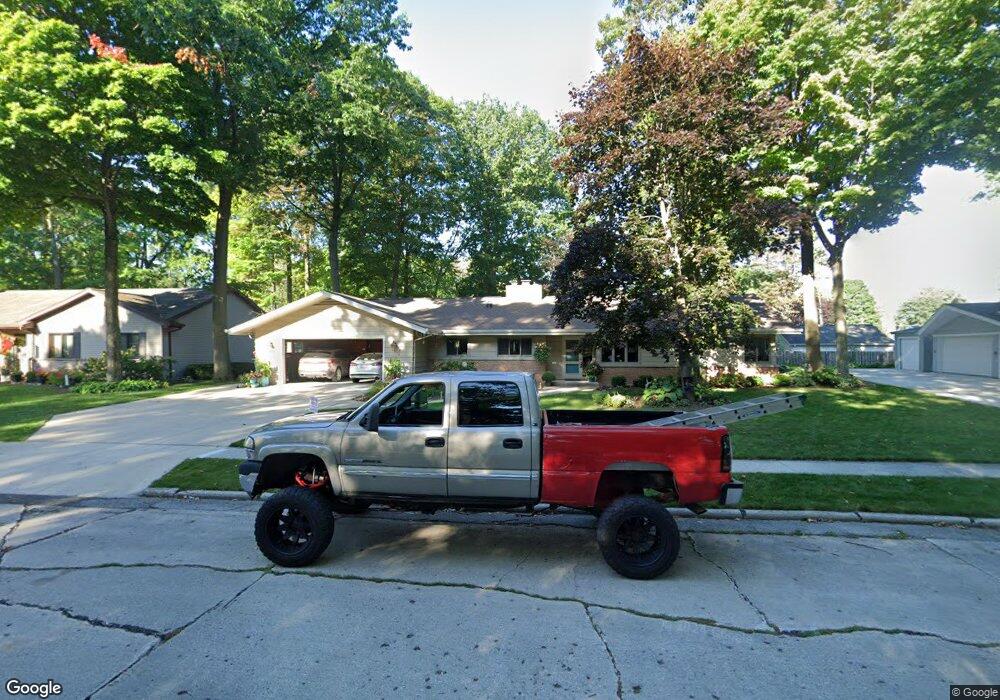 1416 Gunnell Ln, Manitowoc, WI 54220 - photo 1