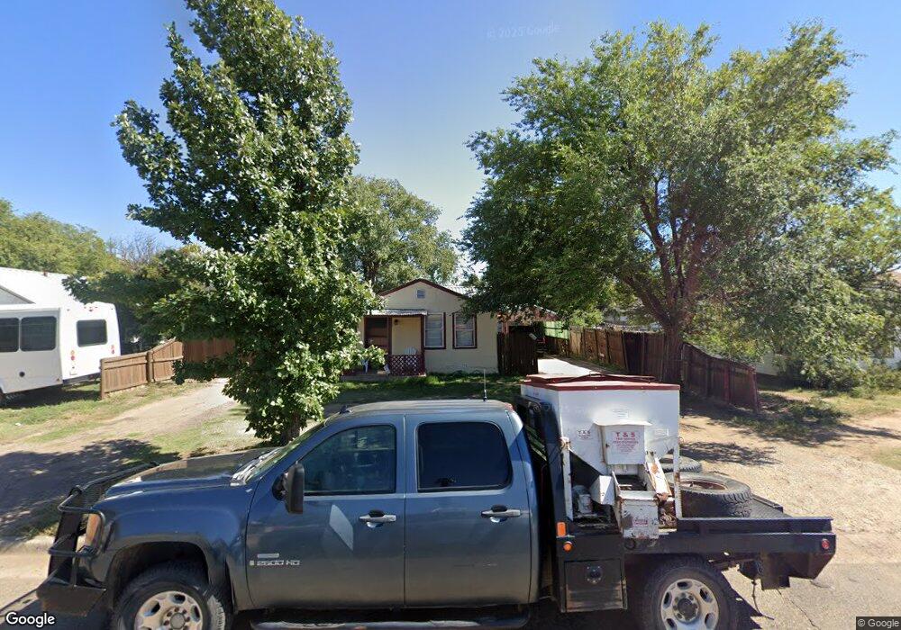 415 S Klein Ave, Dumas, TX 79029 - photo 1