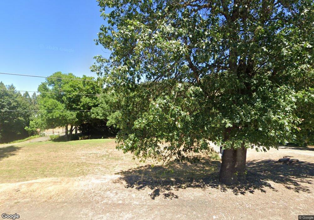 141 Crest Dr, Myrtle Creek, OR 97457 - photo 1